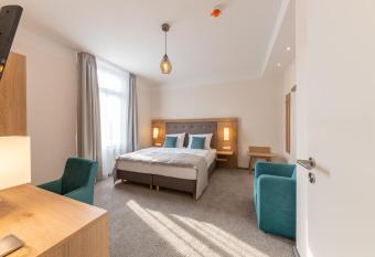 24/7 Selfcheckin has Balcony rooms