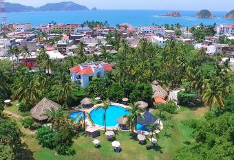 Hotel Hacienda de Melaque has Balcony rooms