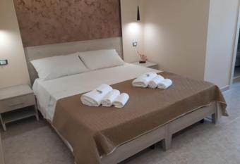 Vittorio Veneto Accomodation has Balcony rooms