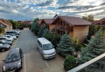 Daiana Residence Cabane has Balcony rooms