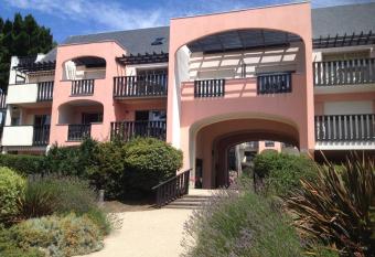 Appartement La Baule;Pornichet allows 18 year olds to book a room