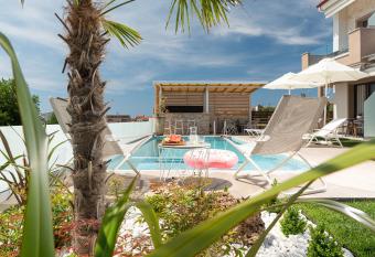 Villa Naiada has Balcony rooms