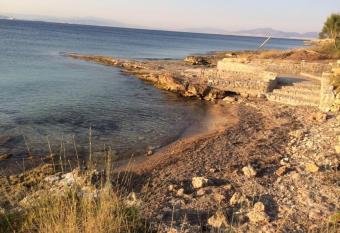 Villa Mimani has Balcony rooms