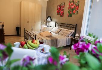 La casa di Ada allows 18 year olds to book a room