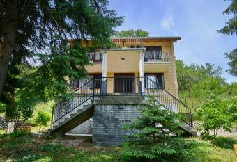 Zoja has Balcony rooms