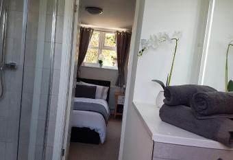 Debonair bnb @33 allows 18 year olds to book a room