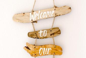 Villa Elia II allows 18 year olds to book a room