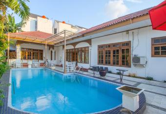 Tobana Pejaten House has Balcony rooms