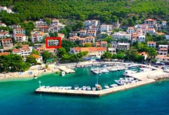 Apartment in Brela with sea view, balcony, air conditioning, WiFi (4962-3) has Smoking/Balcony rooms