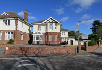 Poole Park House allows 18 year olds to book a room