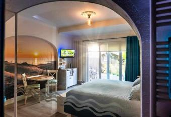 Vikingen has Balcony rooms