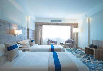 Season Star Hotel Madinah                                             allows 18 year olds to book a room