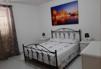 Colle Alto Pachino - Marzamemi has Balcony rooms