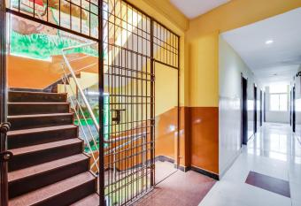 SPOT ON 73461 Hotel Wonderfull Inn allows 18 year olds to book a room