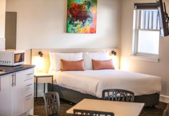 Nightcap at Glengala Hotel allows 18 year olds to book a room