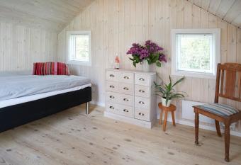 Br  rup Kj  rsgaard, Hygge, ro, natur og landliv has Balcony rooms