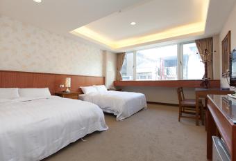 Mucha Boutique Hotel allows 18 year olds to book a room