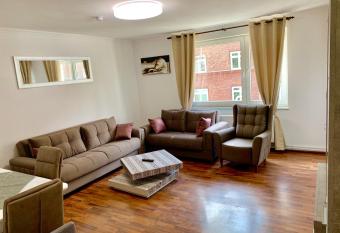 Classic Kian has Balcony rooms