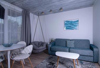 Poilsio Laboratorija 3B allows 18 year olds to book a room