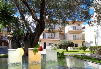 Villa Magda Maria has Balcony rooms