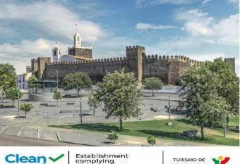 DieAna Alojamento Alandroal allows 18 year olds to book a room