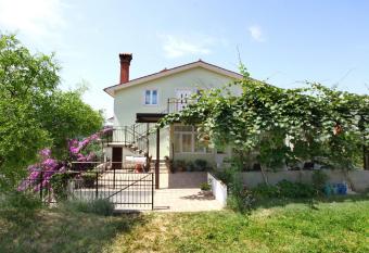 Bozena Studio KNEB has Balcony rooms