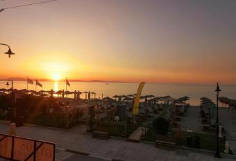 Villa Pinelopi has Balcony rooms