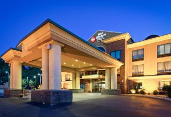 Best Western Plus Clearfield has Smoking rooms