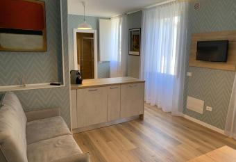 Suite del Mercato has Balcony rooms