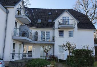 1 Zimmer Appartement Godenblick in Malente allows 18 year olds to book a room