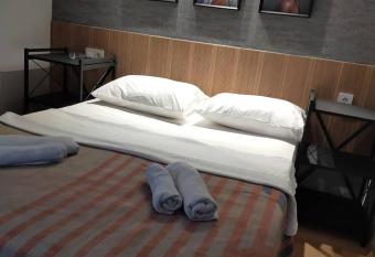 Akdeniz apart hotel has Balcony rooms