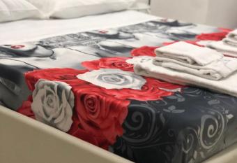 Almayer al Porto allows 18 year olds to book a room