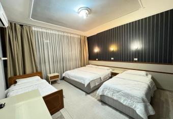 Hotel Kocibelli POOL & SPA has rooms with a private hot tub