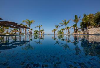 El Primero Hotel allows 18 year olds to book a room