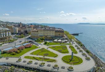 Beau Rivage Hotel has Balcony rooms