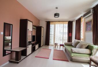 sweet house has Balcony rooms