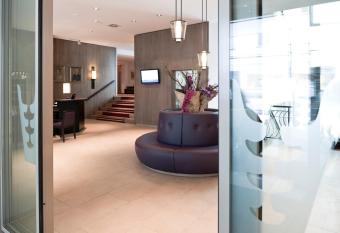 Morosani Schweizerhof has Balcony rooms