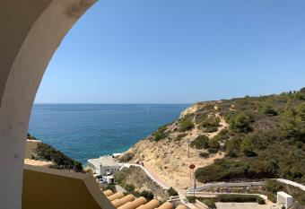 Apartamento em cima da praia - Carvoeiro - Algarve has Balcony rooms