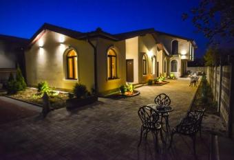 Villa Boutique Alina has Balcony rooms