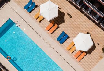 GrecoInn Atrium Hotel has Balcony rooms