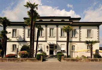 Villa Garni Gardenia has Balcony rooms