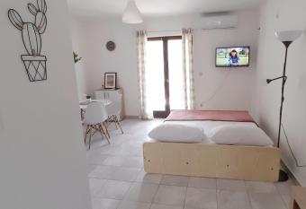 Studio Stela has Balcony rooms