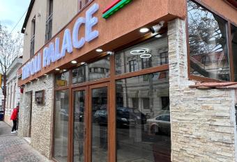 Hostel Tripoli Palace has Balcony rooms