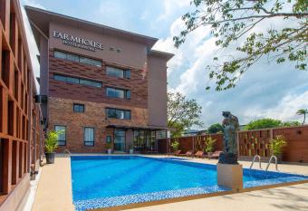 The Farm House Hotel Ranong has Balcony rooms