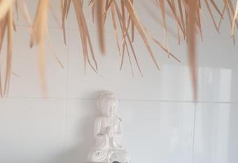 Rembrandts beach view has Balcony rooms