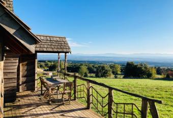 Domaine de Campras B&B allows 18 year olds to book a room