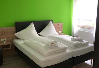 Hotel Unter den Linden has Balcony rooms