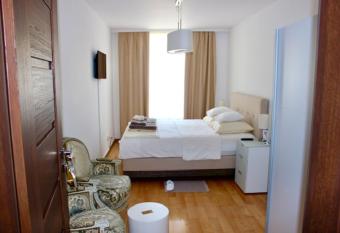 Il Giardino by Margherita has Balcony rooms