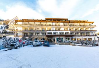 Hotel Derby - Sleep Only allows 18 year olds to book a room