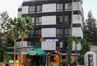 Post Boutique Hotel allows 18 year olds to book a room